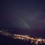 Rarissimo arcobaleno lunare incanta Tropea: spettacolo mozzafiato in Calabria nella notte [FOTO]
