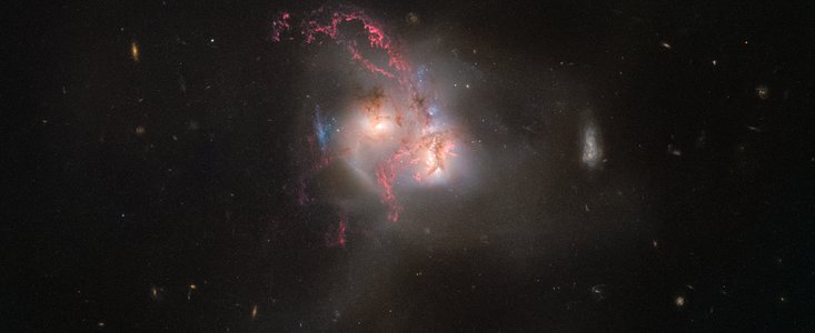 collisione galattica NGC 5256
