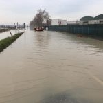 Maltempo, disastrosa alluvione in Emilia Romagna: dalla siccità alle inondazioni, migliaia di evacuati. Gente bloccata sui tetti invoca aiuto
