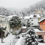 Meteo Piemonte: fitta nevicata nella notte a Torino, la città si risveglia imbiancata [GALLERY]