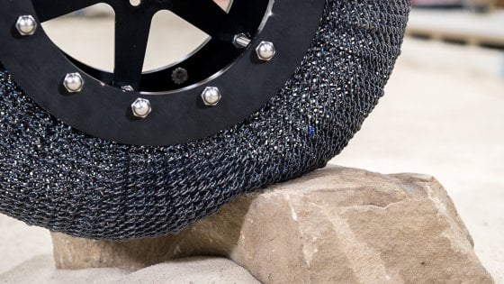 gomma super elastica NASA