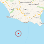 Terremoto, ancora una scossa in Sicilia: paura sulla costa di Ragusa, epicentro nel mare verso Malta. “Trema” tutta l’isola [MAPPE e DATI INGV]