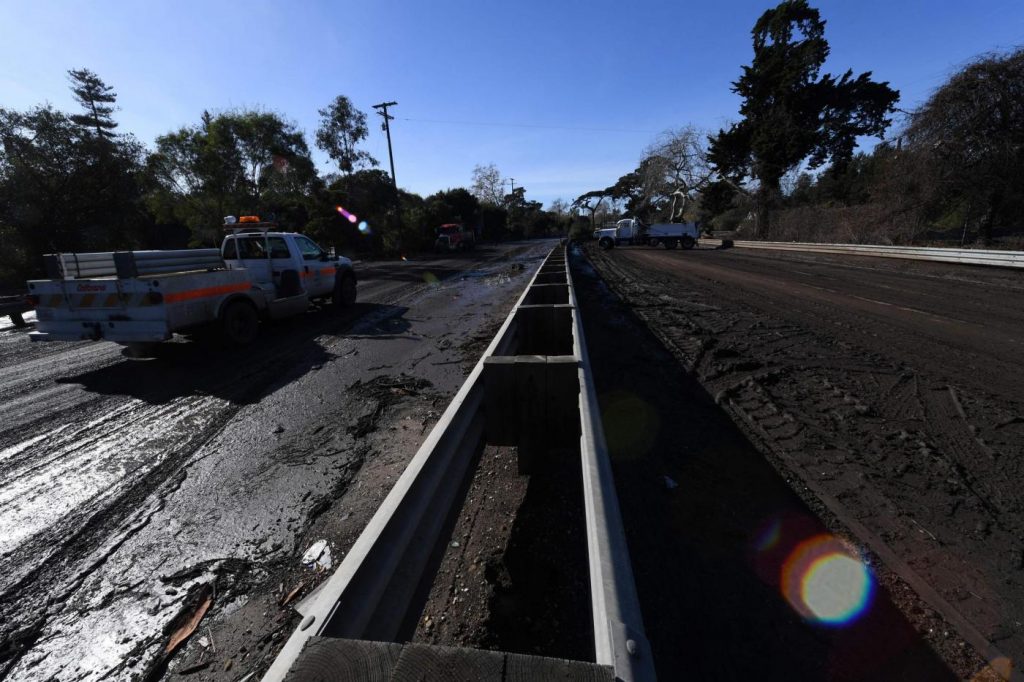 Maltempo California, frane e fango a Montecito