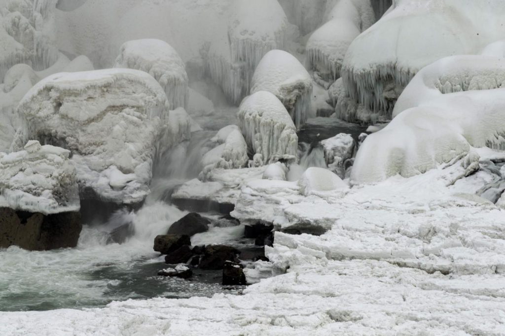 cascate Niagara ghiacciate
