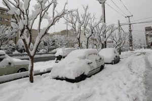 Iran, la neve a Tehran