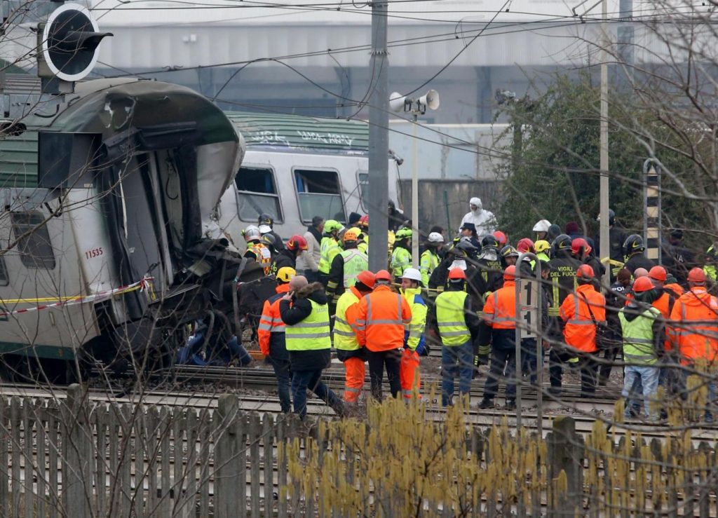 Milano, Deraglia treno tra Pioltello e Segrate