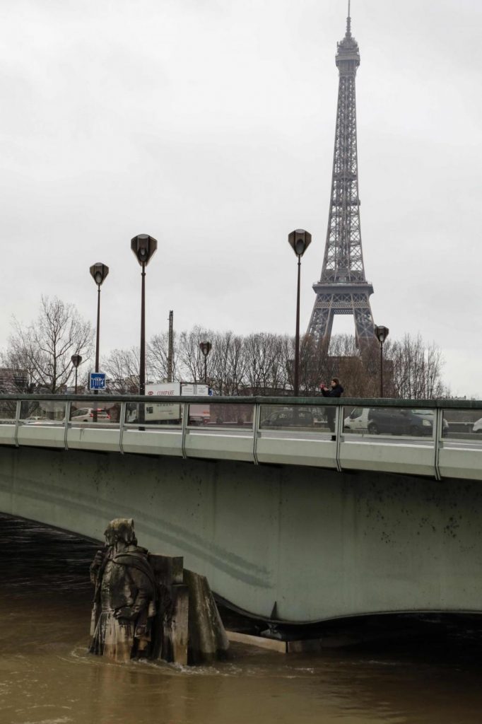 Parigi Senna Piena