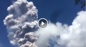 eruzione vulcano mayon