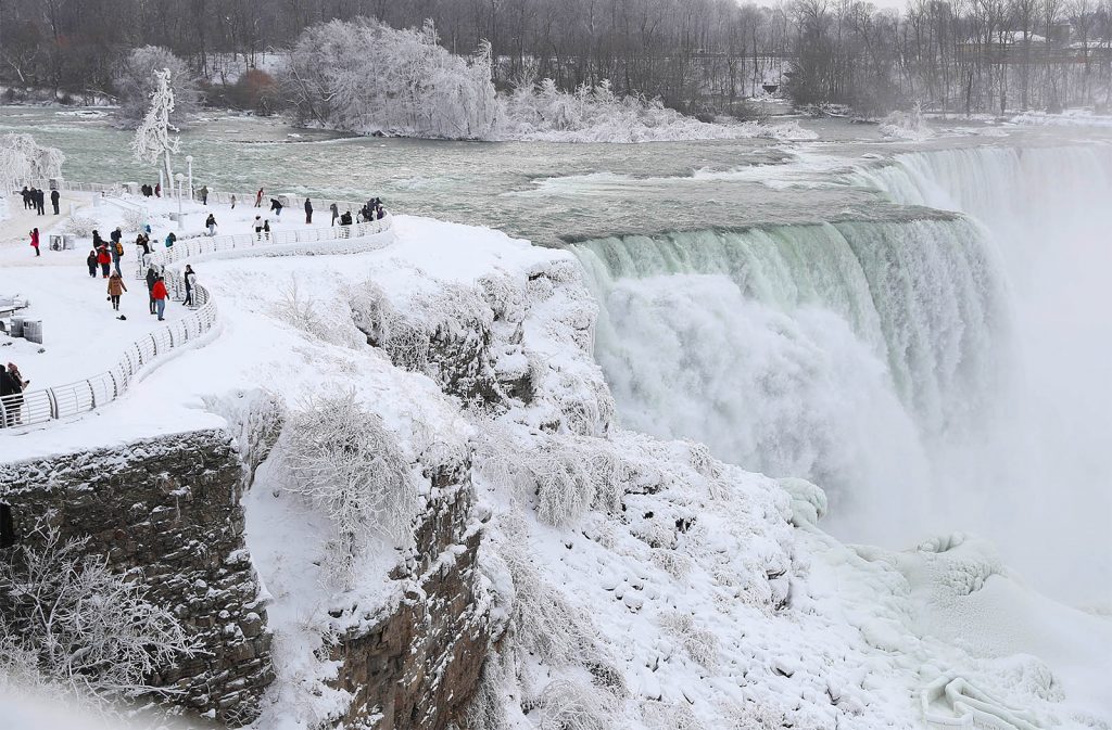 niagara cascate ghiacciate