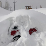 Tre metri di neve in poco più di 48 ore: sulle Alpi occidentali adesso non si scia perchè sono sommerse anche le seggiovie [GALLERY]