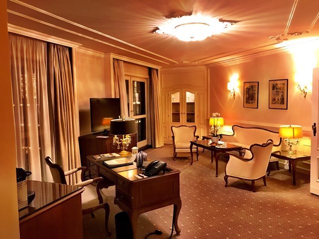 10. The Westin Grand - Berlin