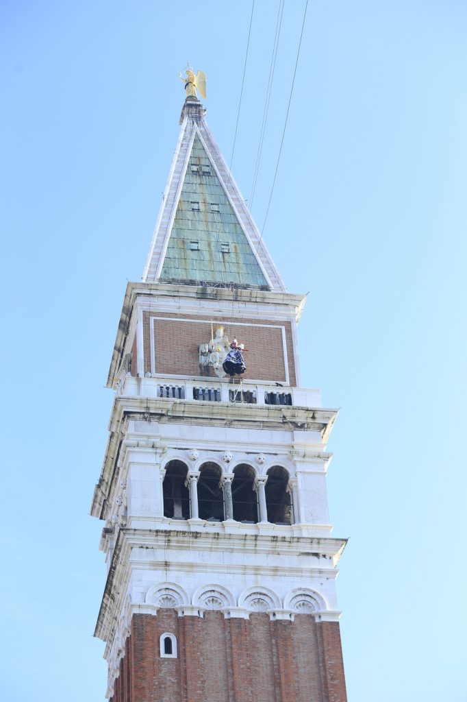 Carnevale di Venezia, Volo dell'Angelo