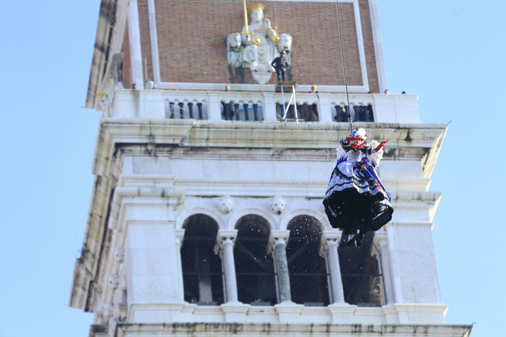 Carnevale di Venezia, Volo dell'Angelo