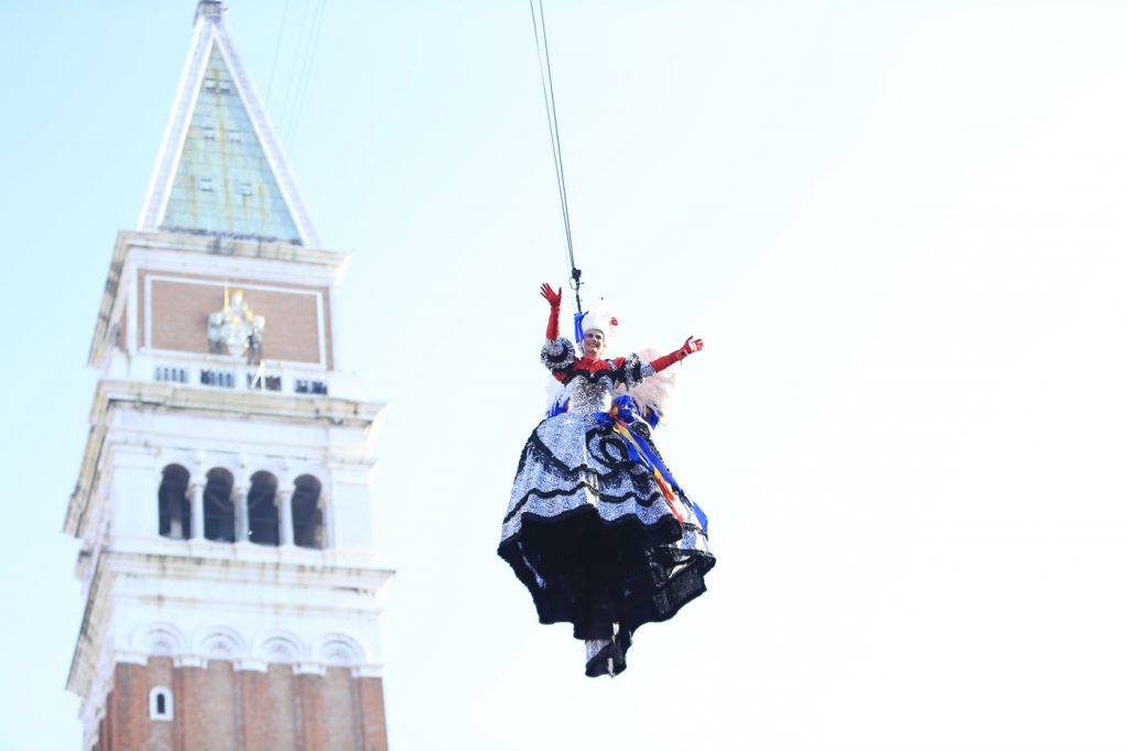 Carnevale di Venezia, Volo dell'Angelo