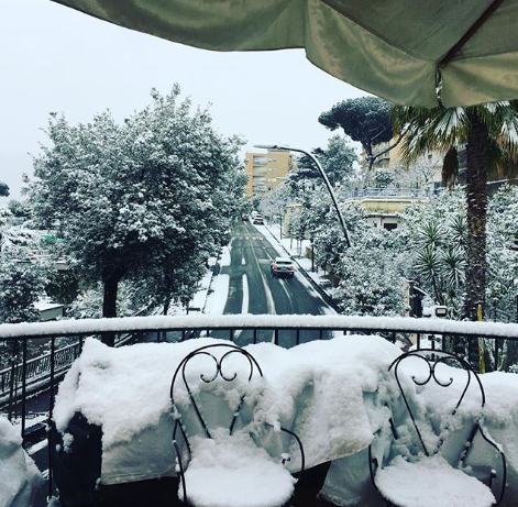 Napoli Burian Neve