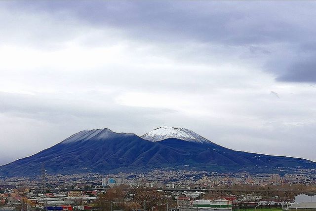 Neve Vesuvio