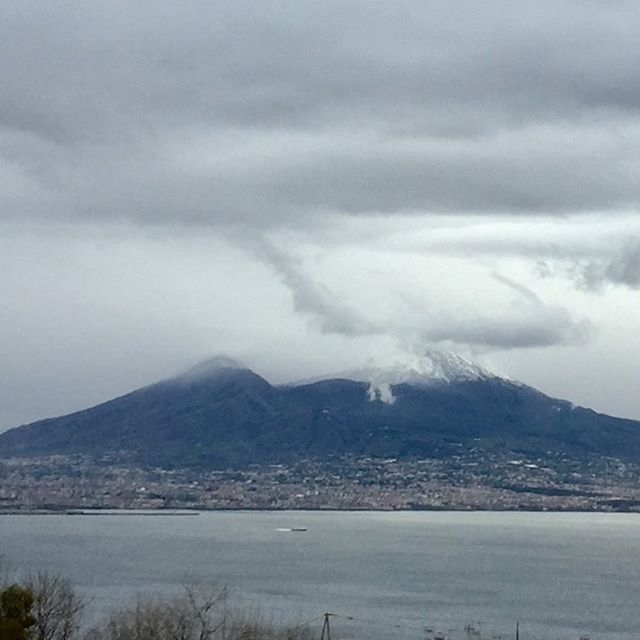 Neve Vesuvio
