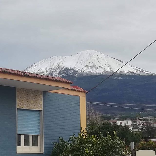 Neve Vesuvio