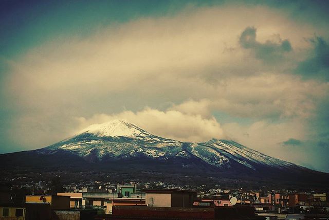 Neve Vesuvio