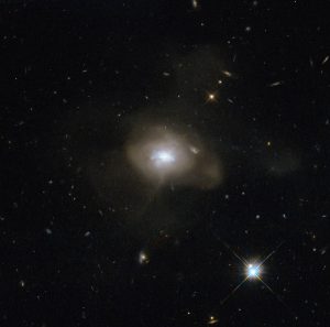 galassia SDSS J162702.56432833.9
