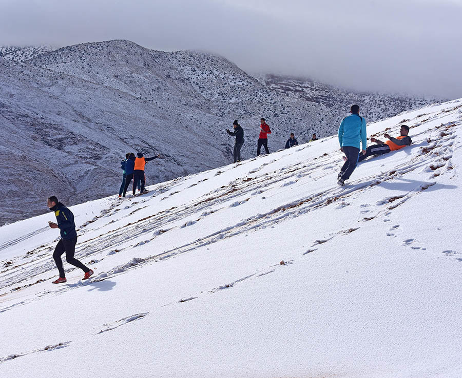 neve sahara ain sefra algeria