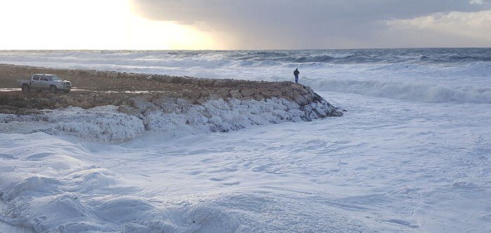spiaggia schiuma libano