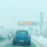 Maltempo, il terribile GELICIDIO paralizza il Centro/Nord: chiuse strade e autostrade, treni fermi per la “pioggia congelata”