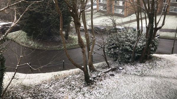 neve Londra