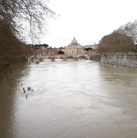 roma tevere piena