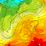 Previsioni Meteo, il 1° Maggio inizia una violenta ondata di maltempo: forte “Tempesta Mediterranea” in arrivo