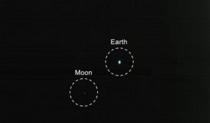 La foto alla Terra e alla Luna scattata da MarCO-B