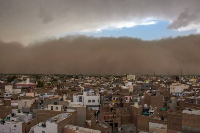 tempesta di sabbia India
