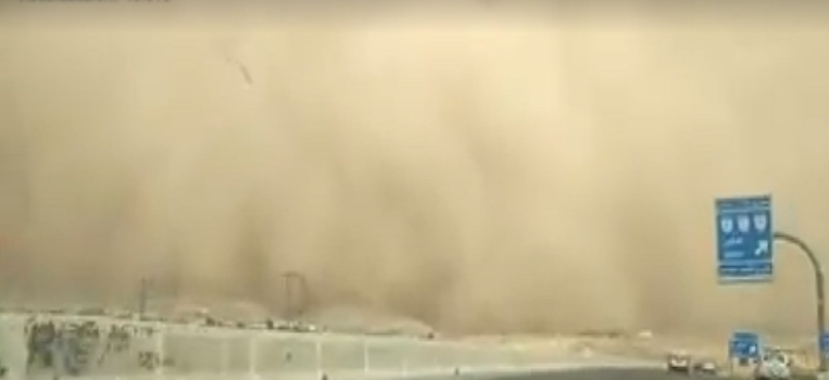 tempesta di sabbia giordania