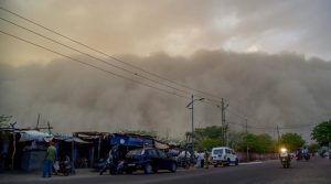 tempesta sabbia india