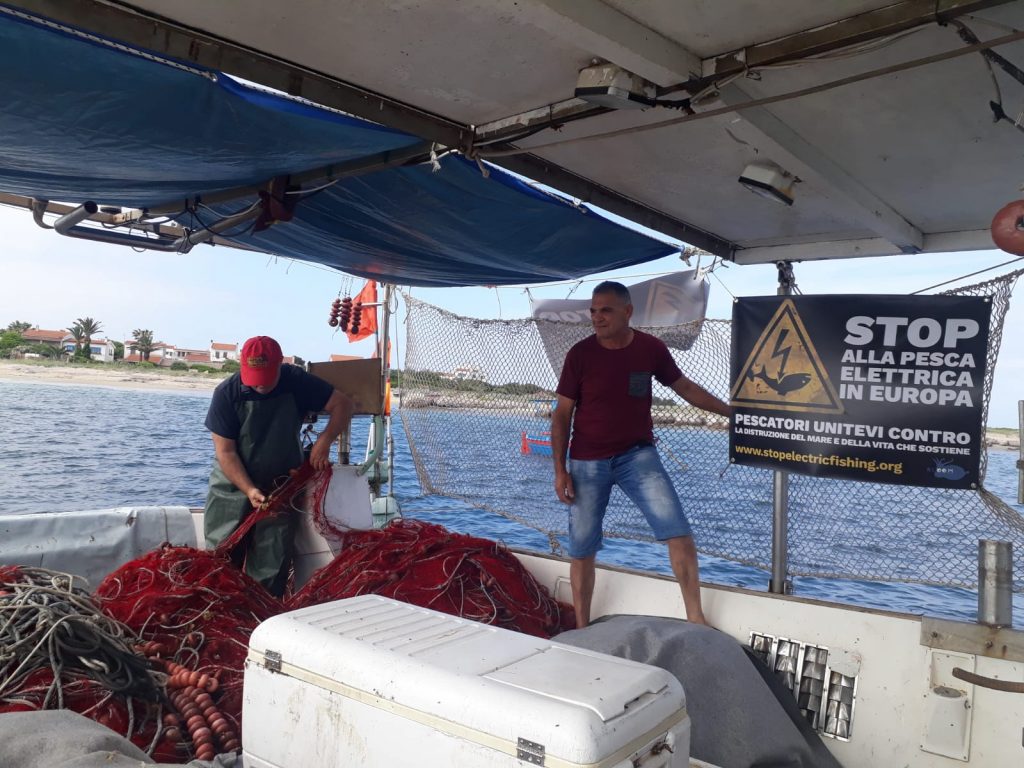 Mobilitazione Oristano Pesca Elettrica