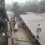 Eruzione devastante in Guatemala: si aggrava il bilancio delle vittime, sfigurate dalle ceneri incandescenti [GALLERY]
