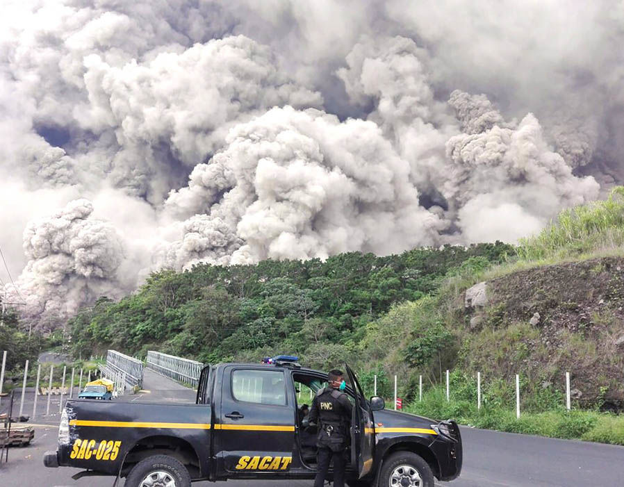 eruzione vulcano guatemala