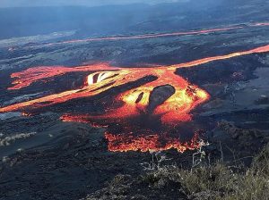 eruzione vulcano sierra negra galapagos