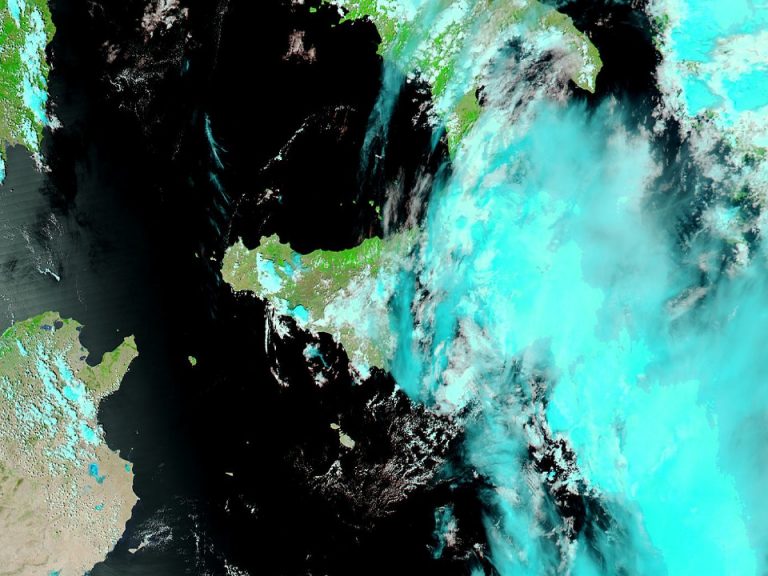 Il ciclone tropicale nel pomeriggio di ieri sul mar Jonio