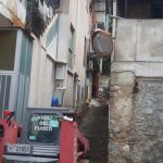 Maltempo, Reggio Calabria devastata dal temporale della notte: crolla storica scalinata in pieno centro, automobilisti soccorsi dai Vigili del Fuoco [FOTO]