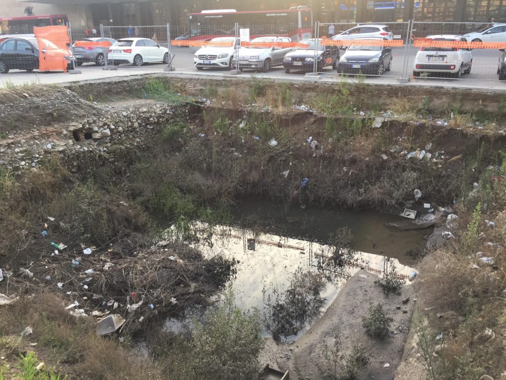 maltempo reggio calabria piazza garibaldi scavi