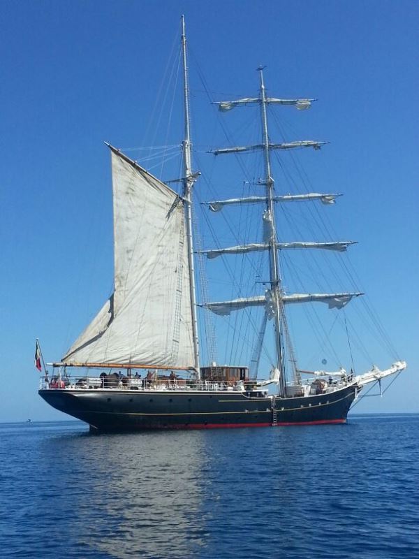 Nave Italia