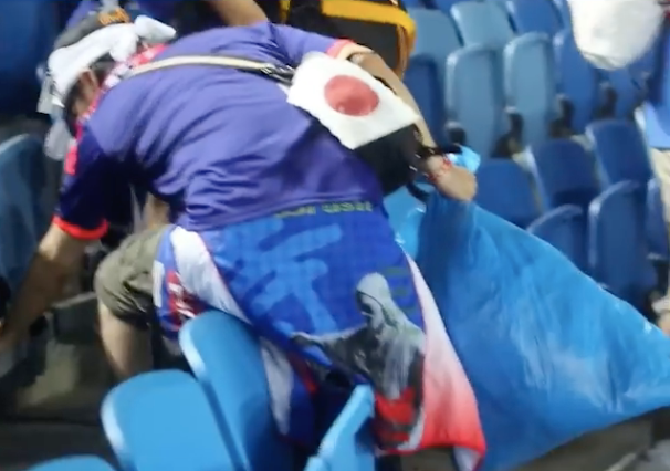 mondiali russia 2018 giappone pulisce spogliatoio (4)