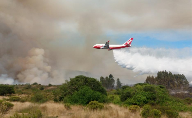 B747-400 Supertanker, l'aereo antincendio più grande del mondo