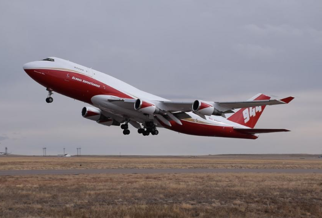 B747-400 Supertanker, l'aereo antincendio più grande del mondo