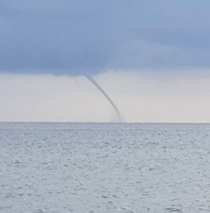 maltempo roma tornado tromba aria