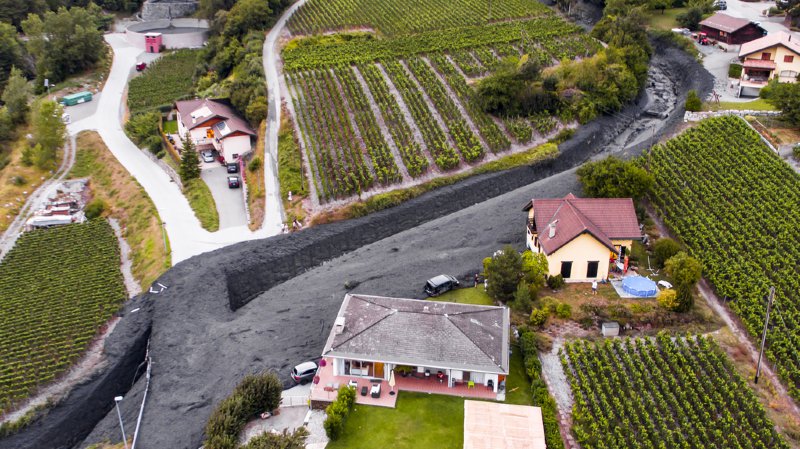 flusso detriti chamoson svizzera