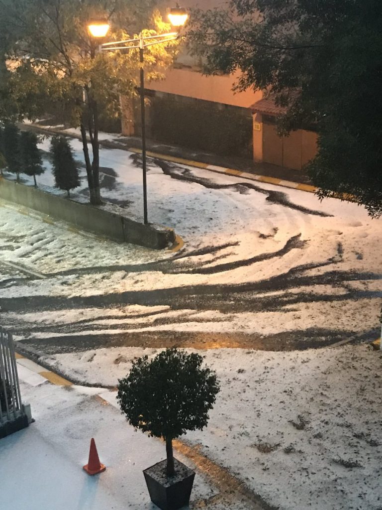 tempesta grandine pioggia messico
