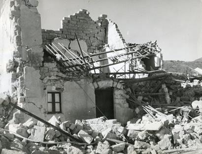 Effetti del terremoto a Poggioreale, dall’archivio del giornale “L’Ora” di Palermo