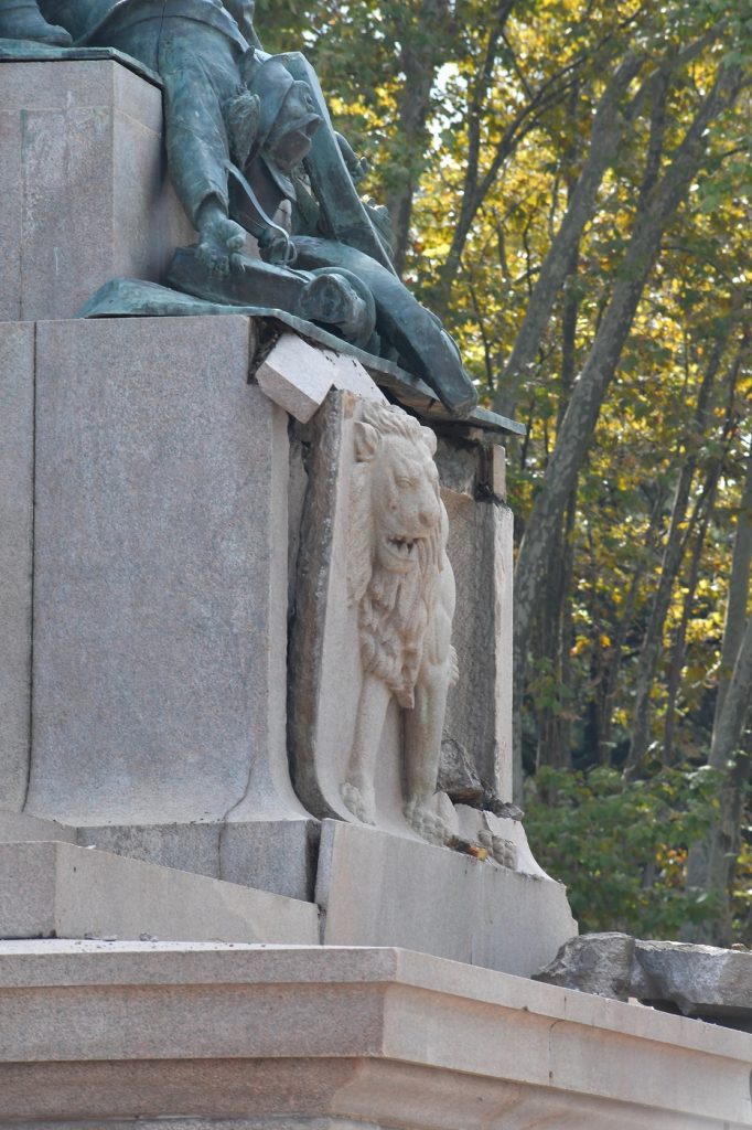 Roma, Fulmine danneggia il monumento a Garibaldi al Gianicolo
